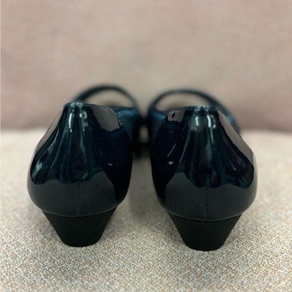 New Aubrey Lynn AL-Caleigh Dark Navy open toe flat 8M - Picture 3 of 6